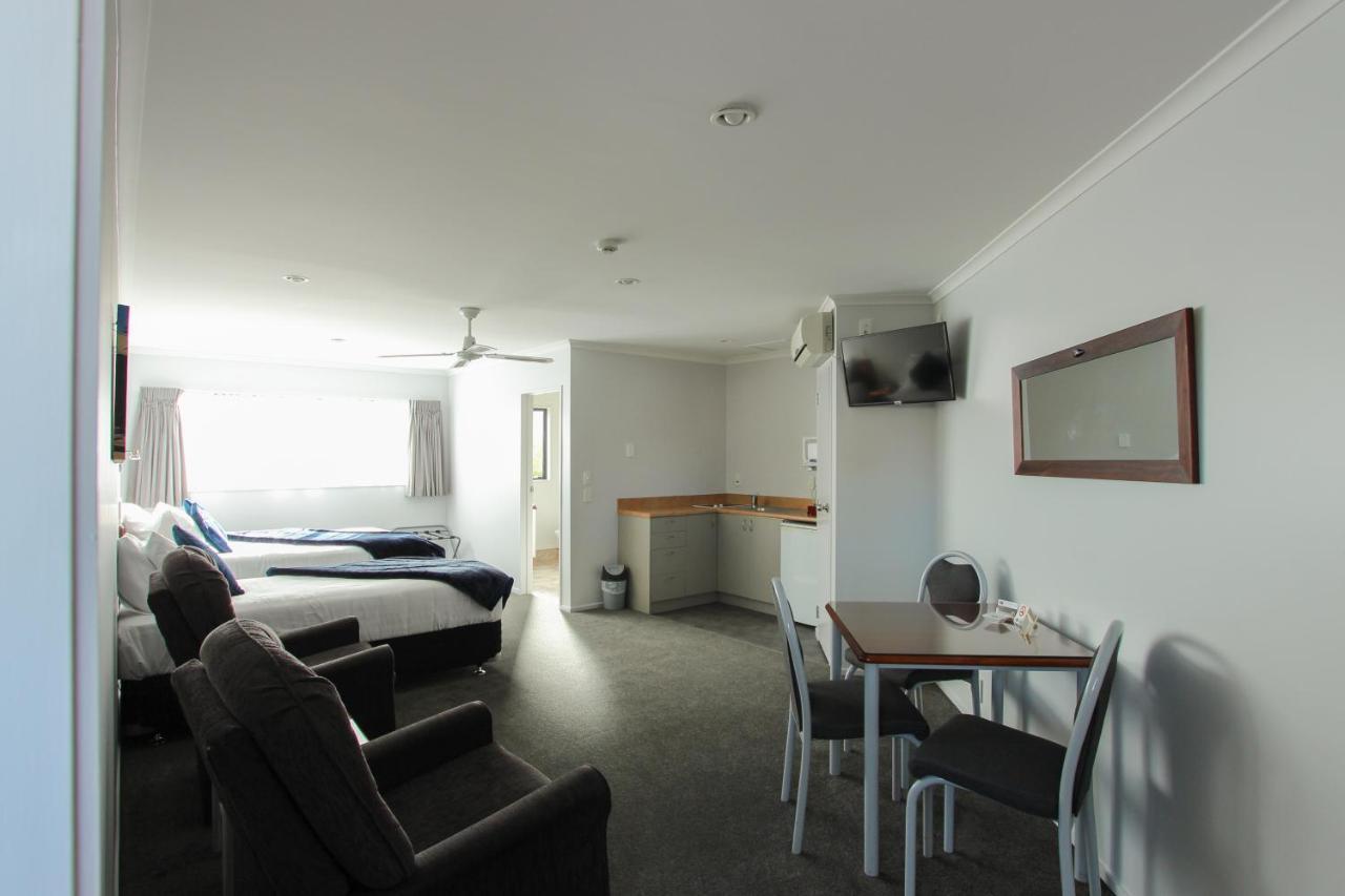 Bk'S Magnolia Motor Lodge Whanganui Εξωτερικό φωτογραφία