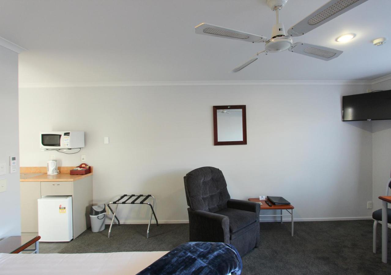 Bk'S Magnolia Motor Lodge Whanganui Εξωτερικό φωτογραφία