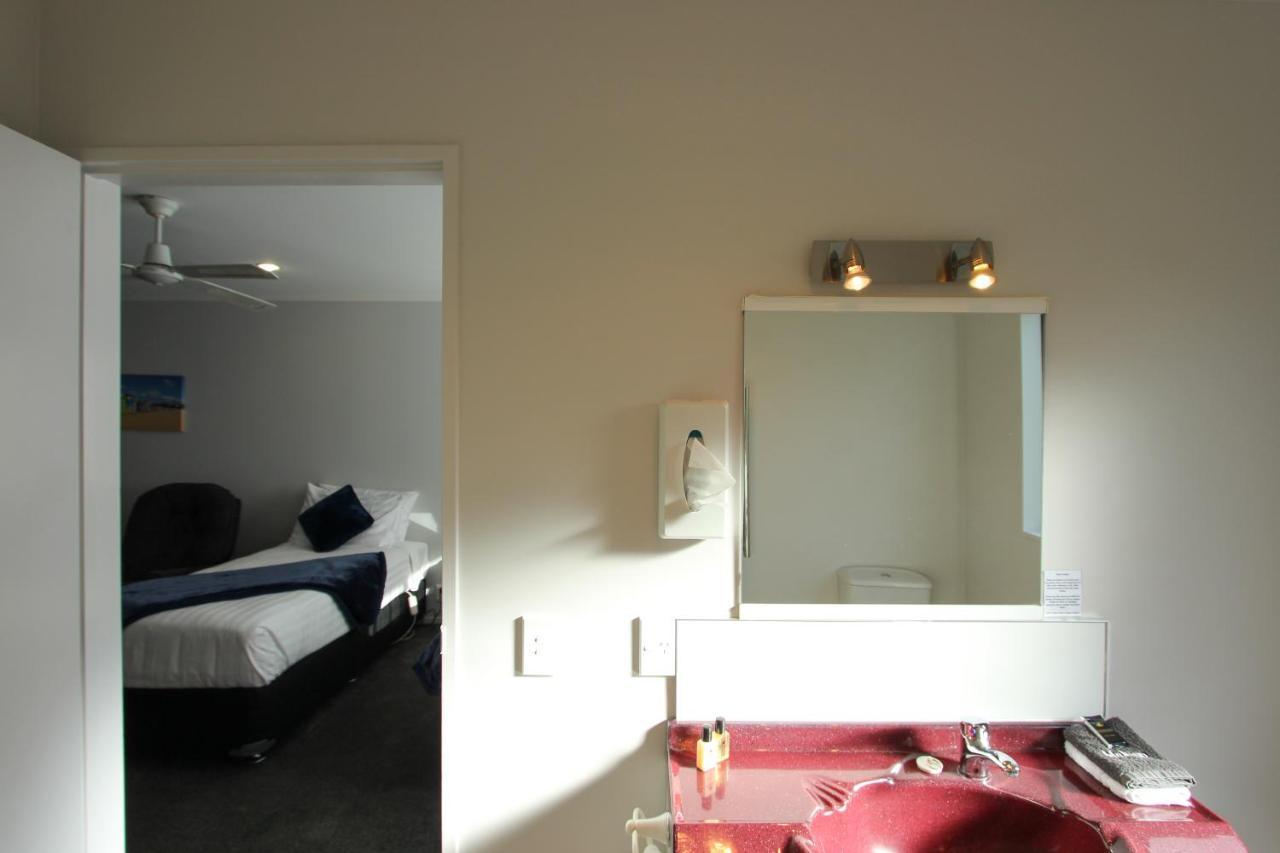 Bk'S Magnolia Motor Lodge Whanganui Εξωτερικό φωτογραφία