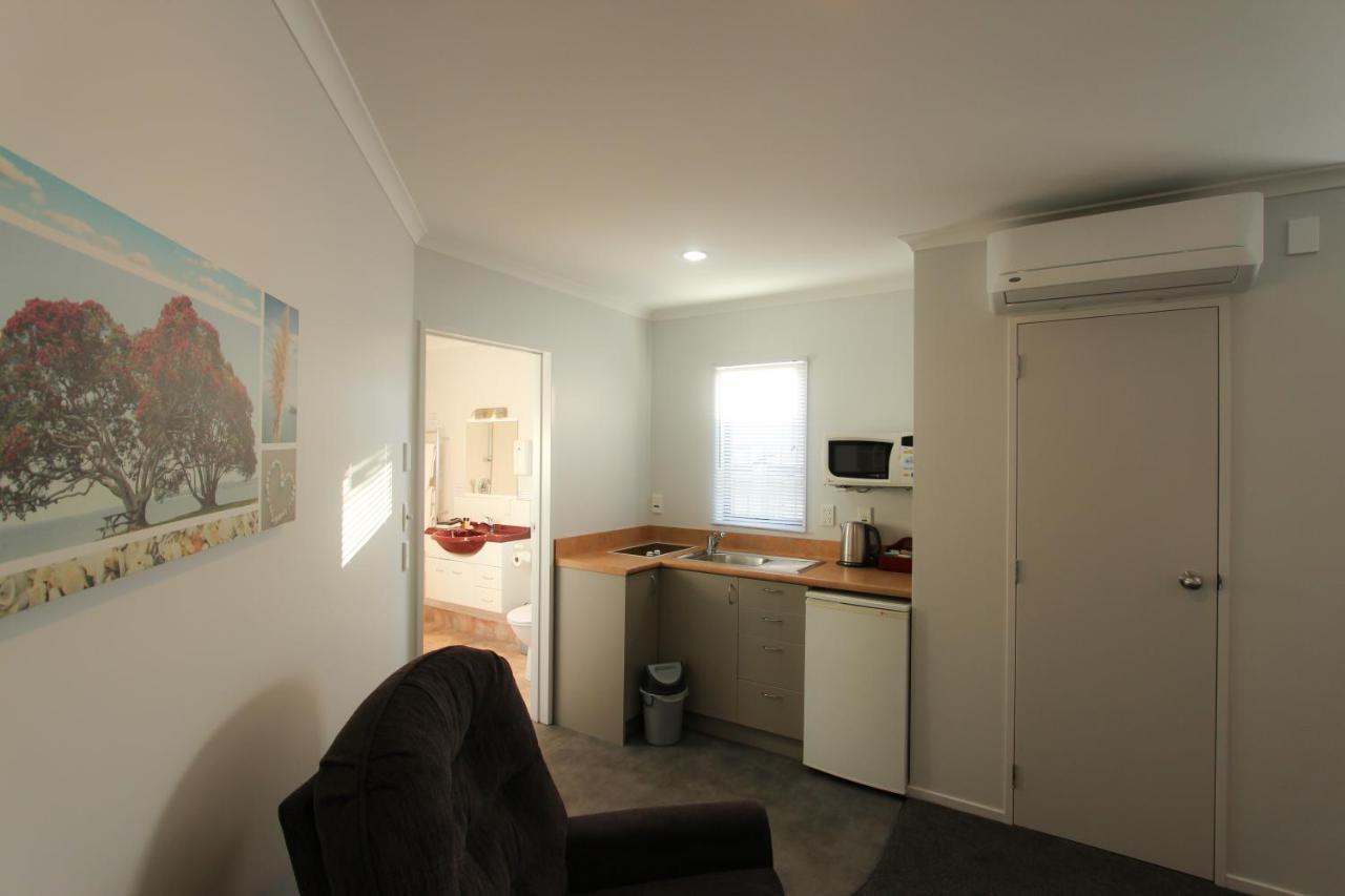 Bk'S Magnolia Motor Lodge Whanganui Εξωτερικό φωτογραφία