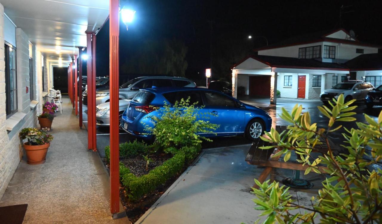 Bk'S Magnolia Motor Lodge Whanganui Εξωτερικό φωτογραφία